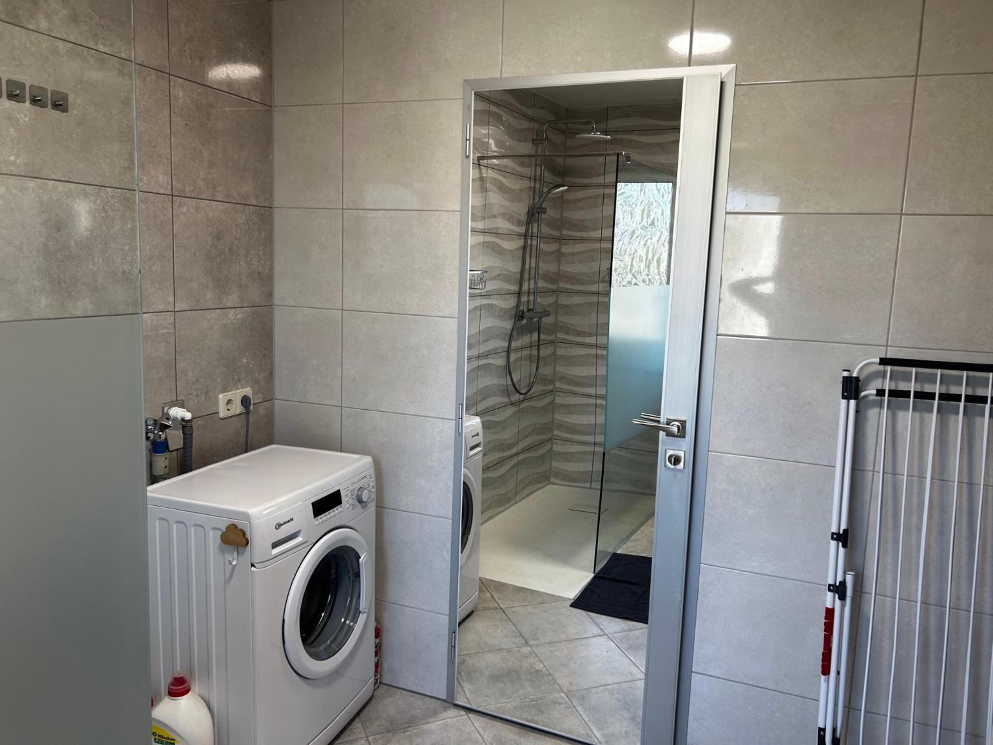 Stadt. Land. See. Ferienwohnung ไลป์ซิก ภายนอก รูปภาพ