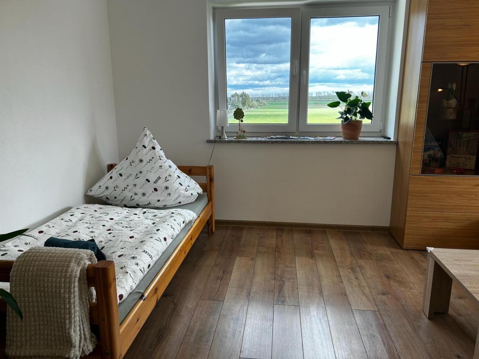Stadt. Land. See. Ferienwohnung ไลป์ซิก ภายนอก รูปภาพ