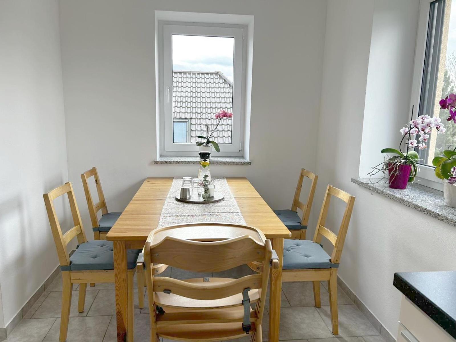 Stadt. Land. See. Ferienwohnung ไลป์ซิก ภายนอก รูปภาพ